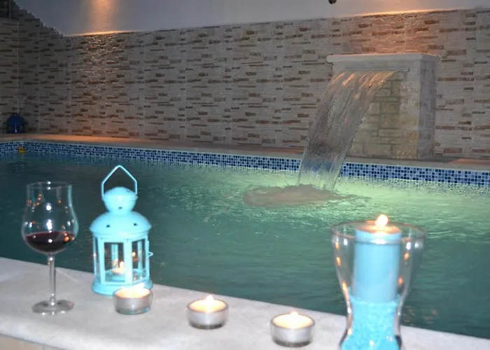 Апартаменты Apartments Villa Holiday *