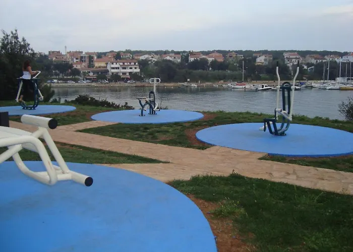 Апартаменты Apartments Villa Holiday Пула