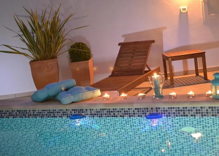 Апартаменты Apartments Villa Holiday *