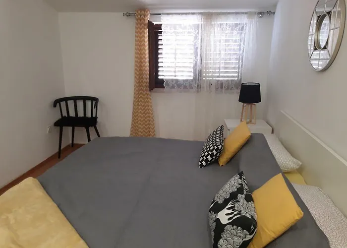 Apartments Villa Holiday Апартаменты *