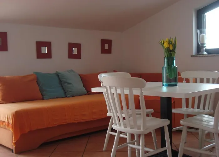 Apartments Villa Holiday Póla