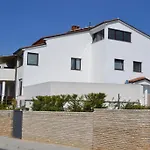 Apartamento Apartments Villa Holiday *